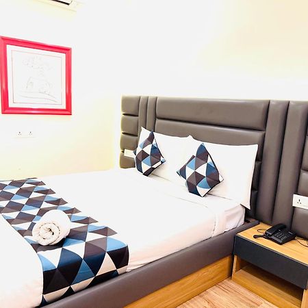 White Ridge Premium Hotel Hyderabad Exterior photo