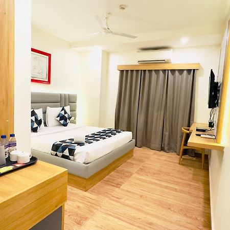 White Ridge Premium Hotel Hyderabad Exterior photo