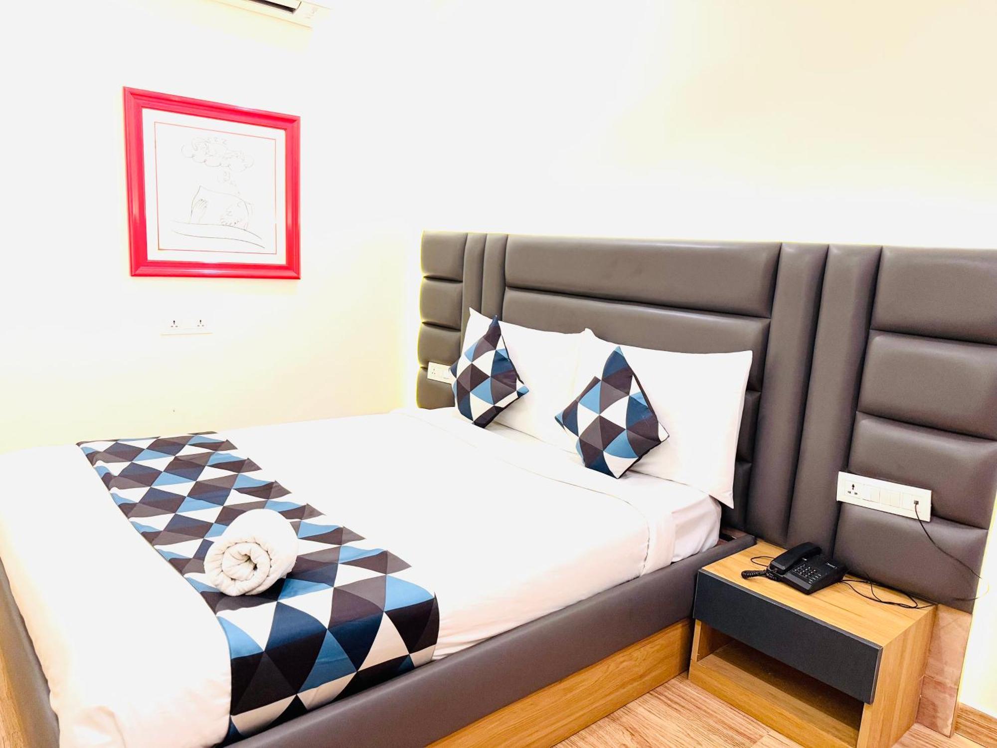 White Ridge Premium Hotel Hyderabad Exterior photo