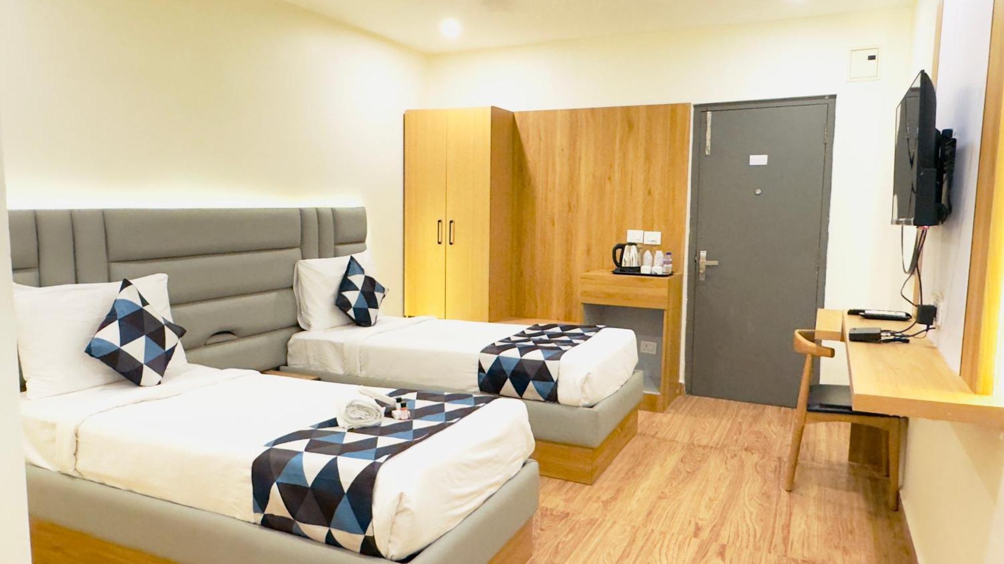 White Ridge Premium Hotel Hyderabad Exterior photo