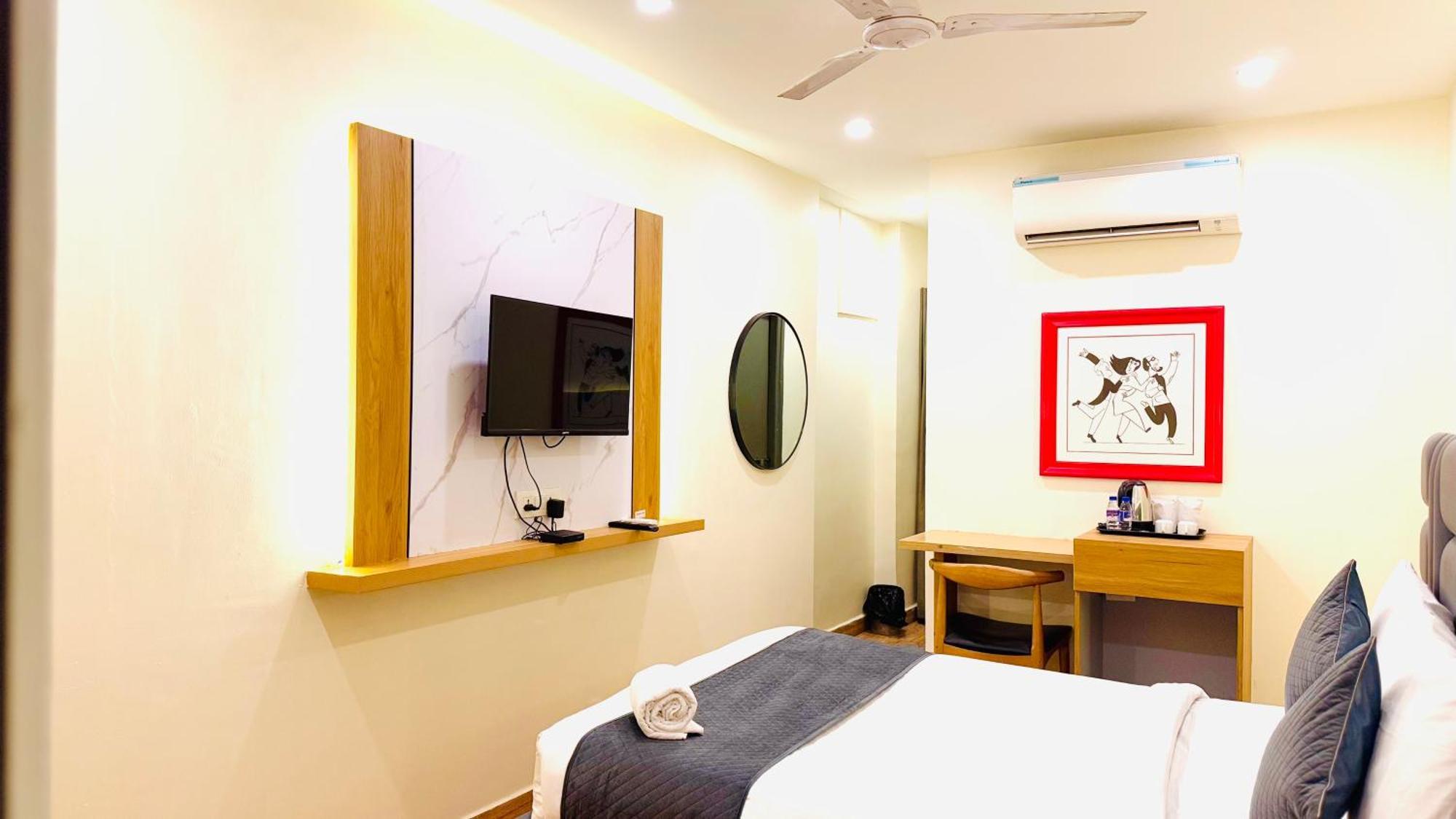 White Ridge Premium Hotel Hyderabad Exterior photo