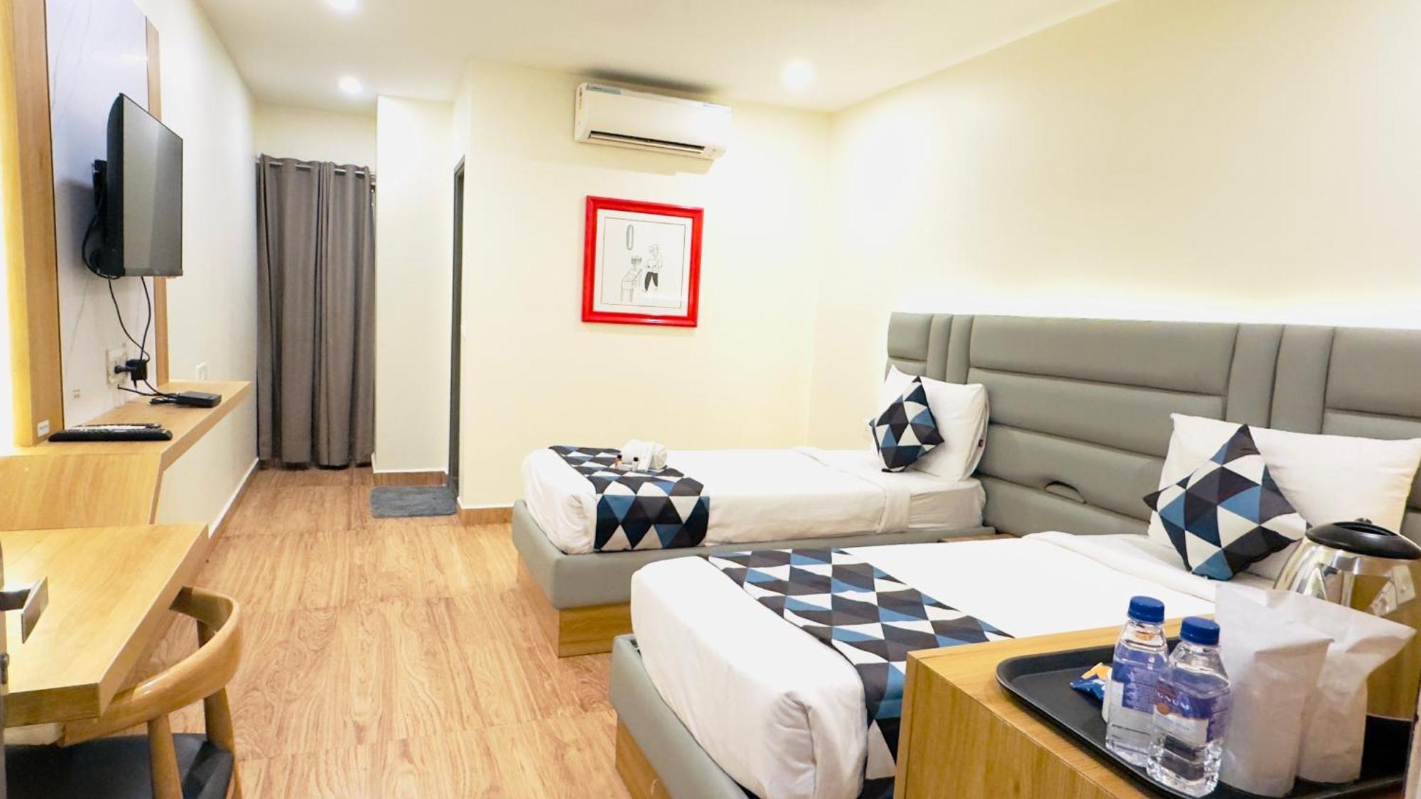 White Ridge Premium Hotel Hyderabad Exterior photo
