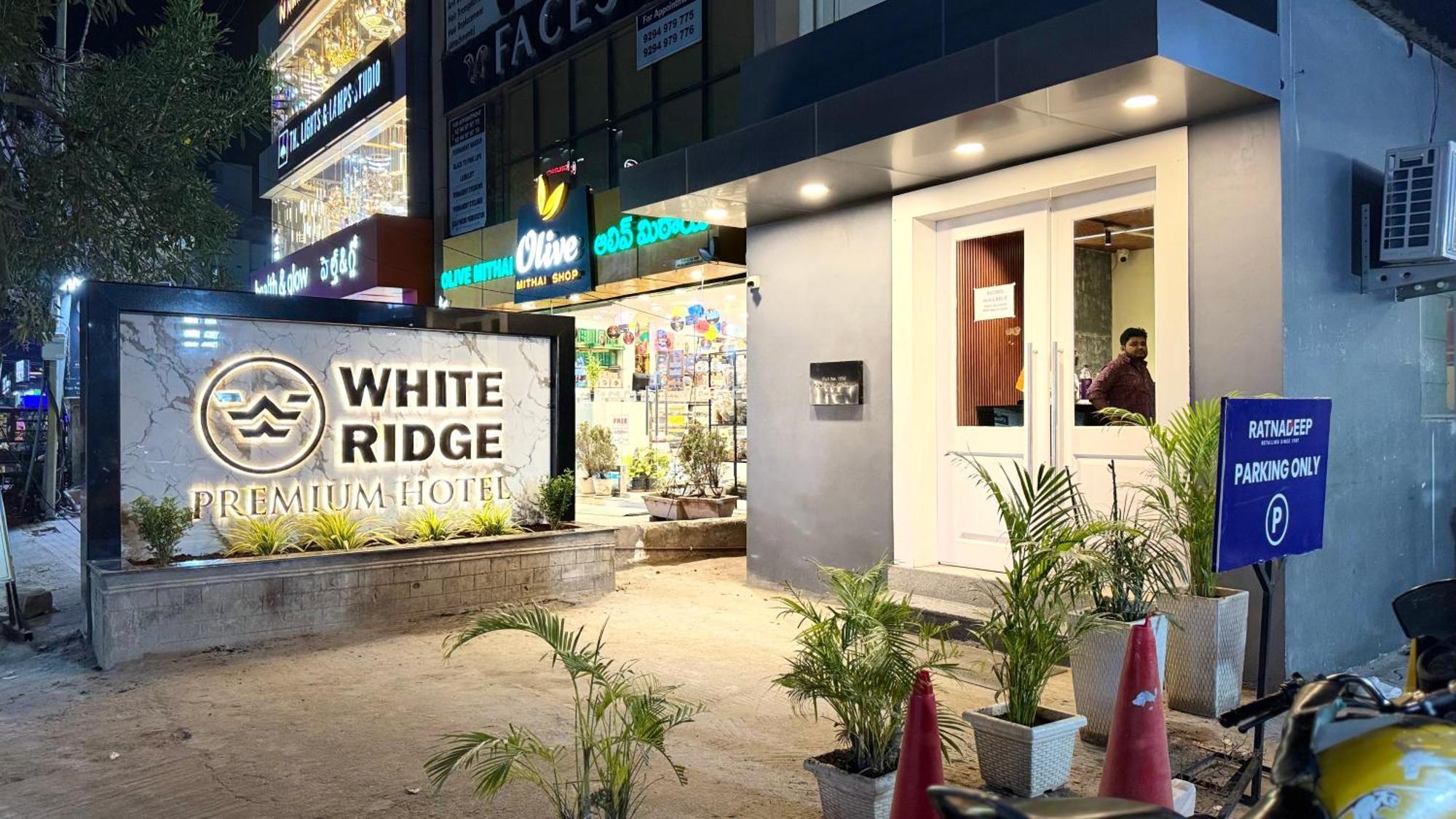 White Ridge Premium Hotel Hyderabad Exterior photo